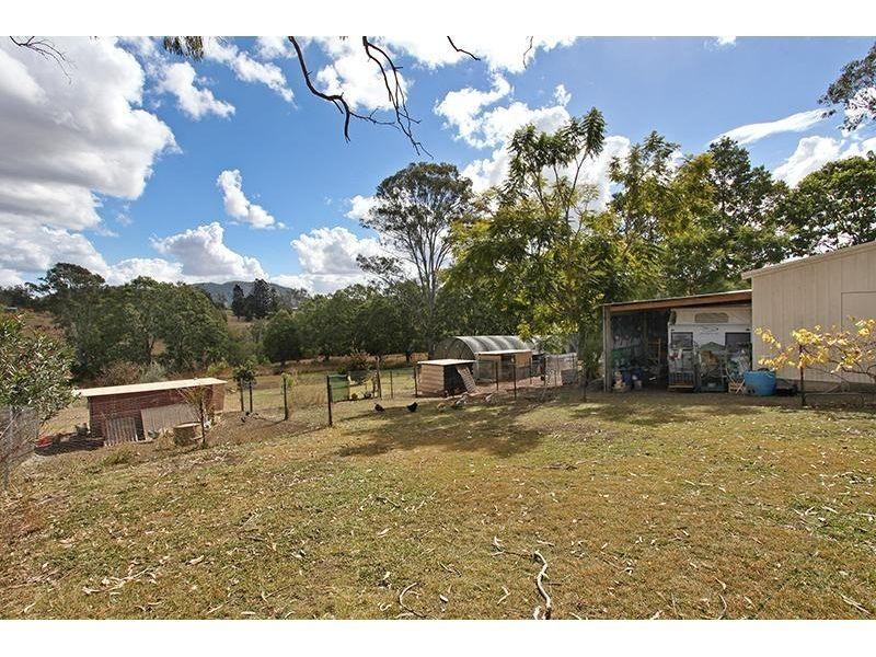 24 Curtain Road, Pie Creek QLD 4570