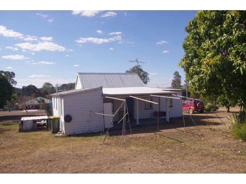 9 Rose Street, Kilkivan QLD 4600