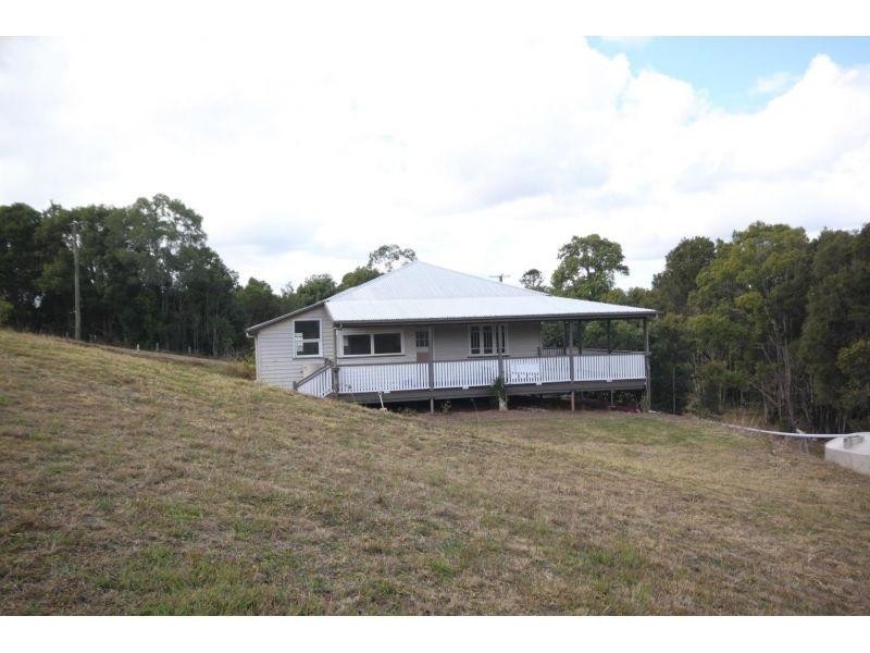 271 Sandy Creek Road, North Deep Creek QLD 4570