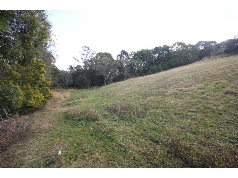 271 Sandy Creek Road, North Deep Creek QLD 4570