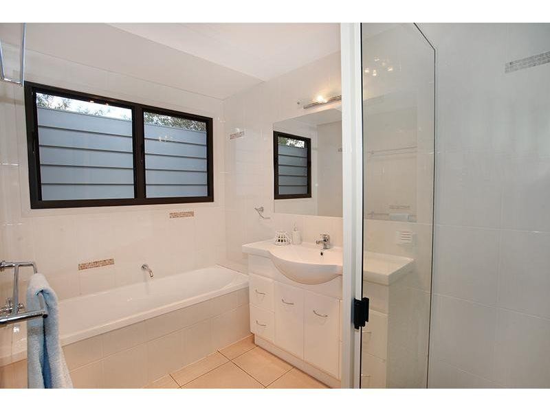 56 Azure Ave, Banks Pocket QLD 4570