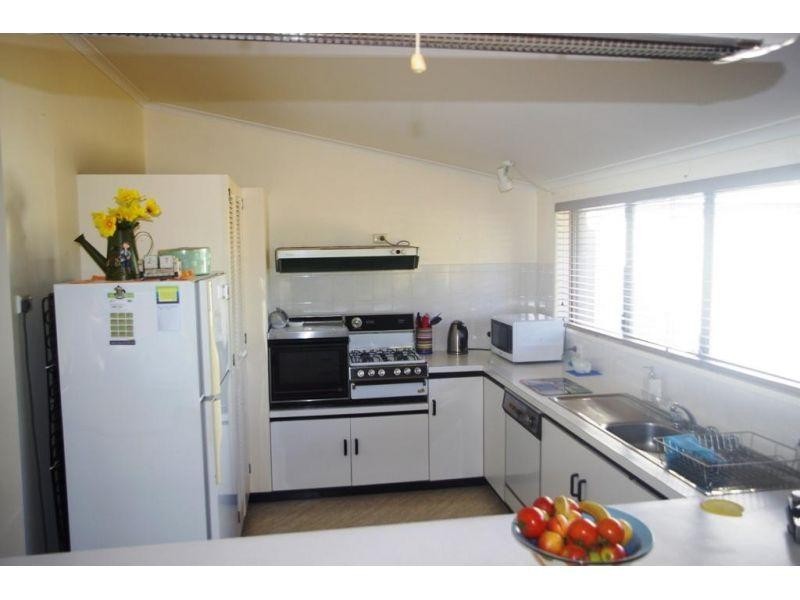 48 Horton Road, Chatsworth QLD 4570