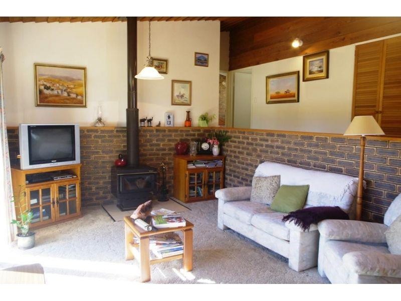 48 Horton Road, Chatsworth QLD 4570