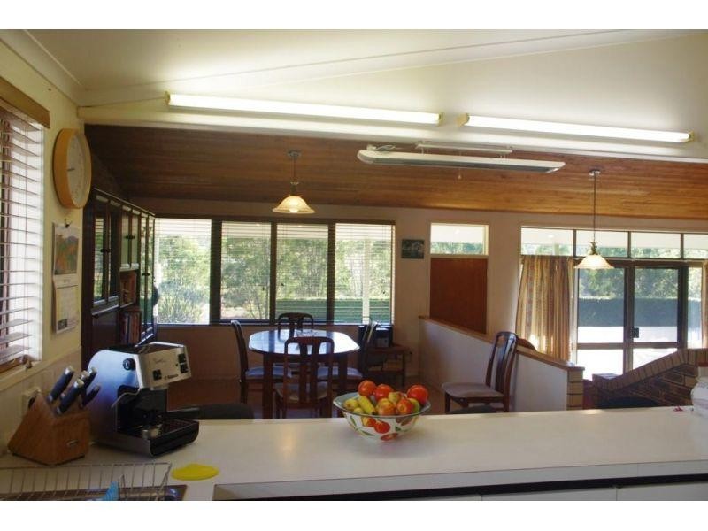 48 Horton Road, Chatsworth QLD 4570