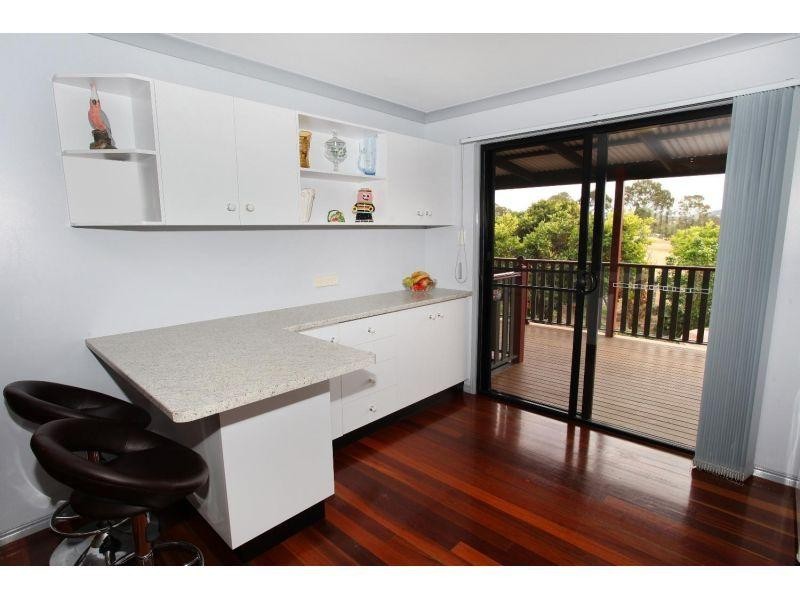30 Robert Road, Chatsworth QLD 4570