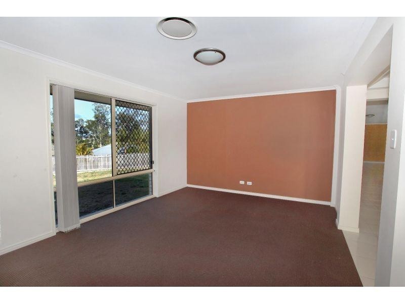 84 Gympie View Drive, Southside QLD 4570