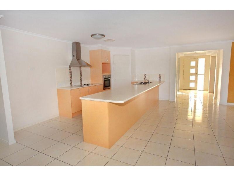 84 Gympie View Drive, Southside QLD 4570