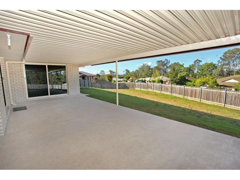 84 Gympie View Drive, Southside QLD 4570