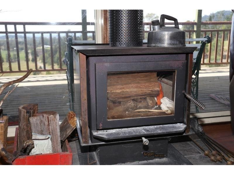 183 Robinson Road, Calico Creek QLD 4570