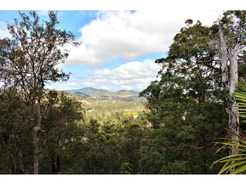 9 Westridge Close, The Palms QLD 4570