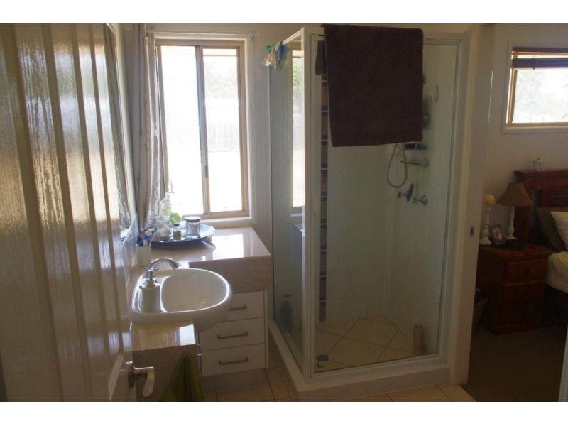 32 Greenview Road, Wondai QLD 4606