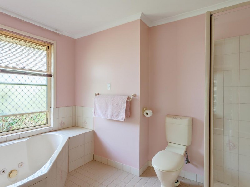 78 Groundwater Road, Southside QLD 4570