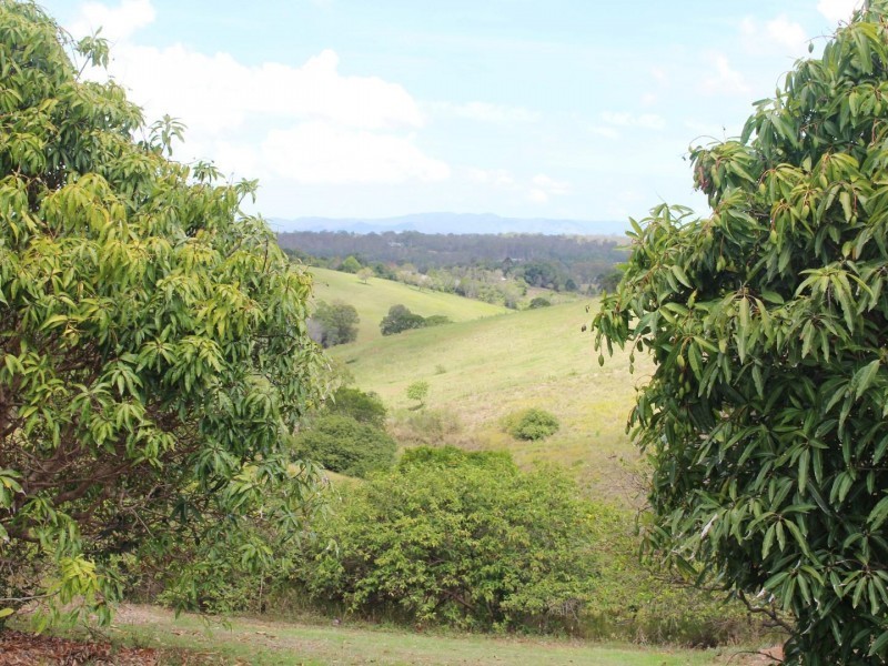 148 Rammutt Road, Chatsworth QLD 4570