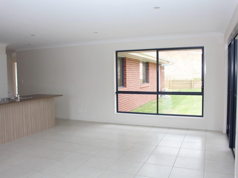 74  Waldock Road, Southside QLD 4570