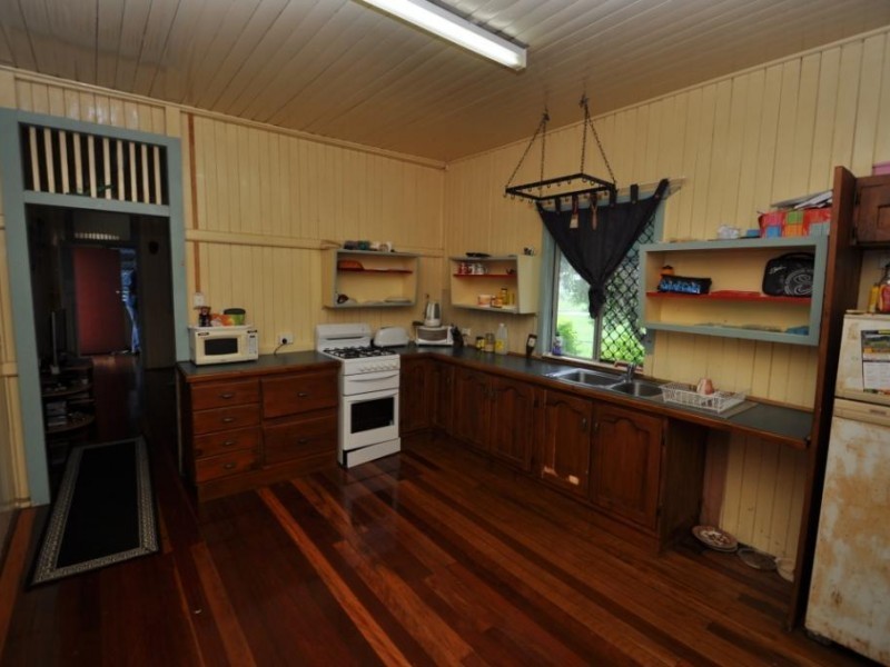 30 Violet st ( Bruce Highway), Gympie QLD 4570