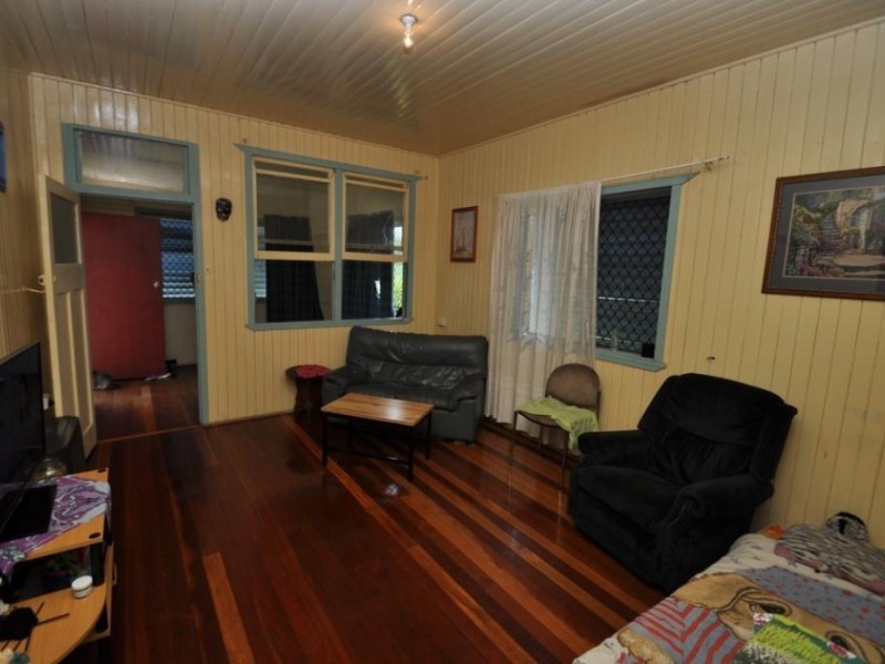 30 Violet st ( Bruce Highway), Gympie QLD 4570