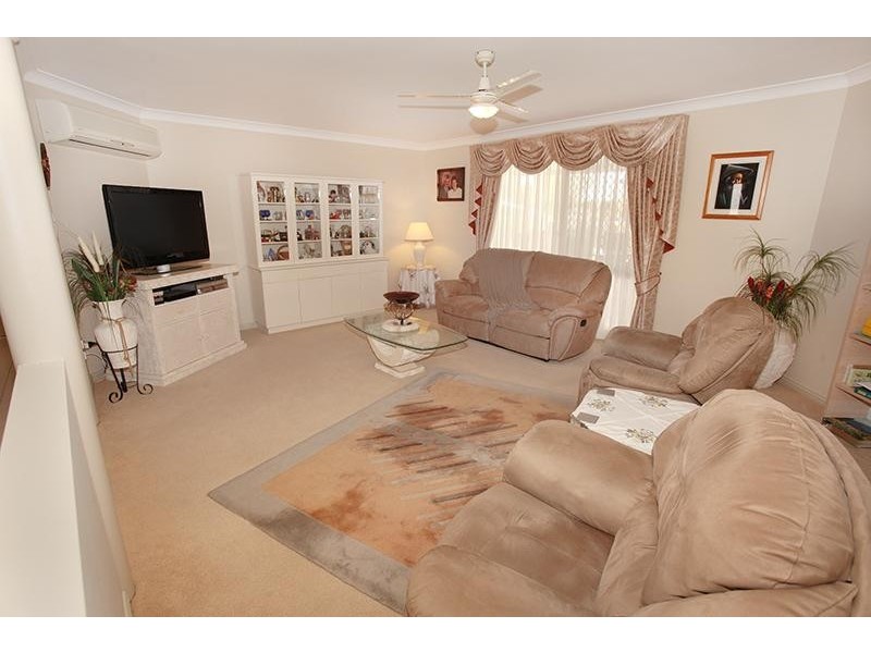 26 Kanimbla Avenue, Cooloola Cove QLD 4580