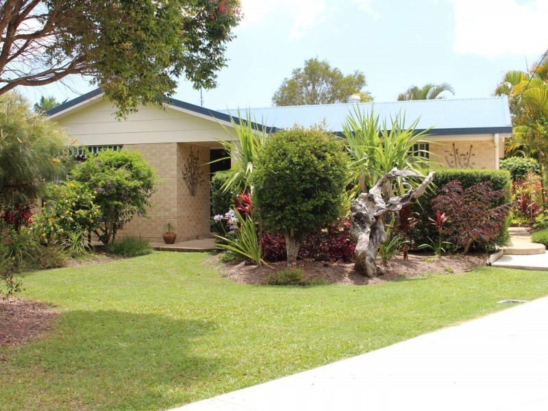 7 Zealous Court, Cooloola Cove QLD 4580
