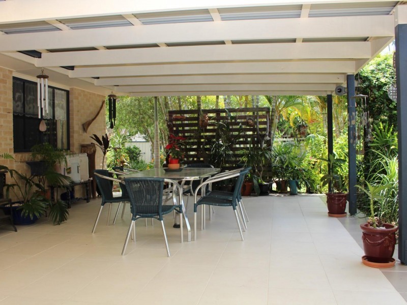 7 Zealous Court, Cooloola Cove QLD 4580