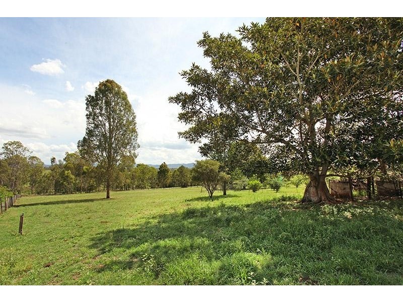 28 Limestone Drive, Widgee QLD 4570