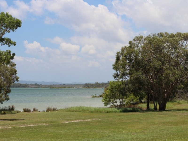 62 Esplanade, Tin Can Bay QLD 4580