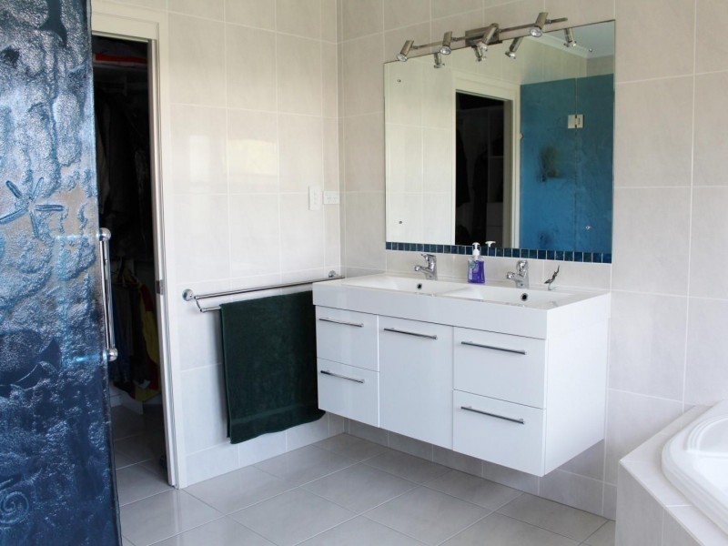 62 Esplanade, Tin Can Bay QLD 4580