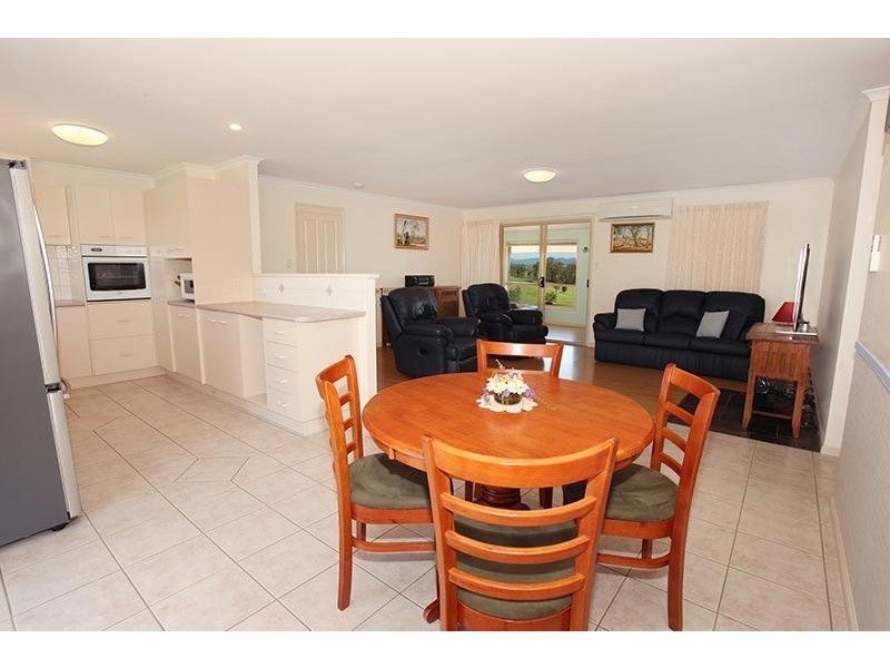 40 Ash Road, Canina QLD 4570