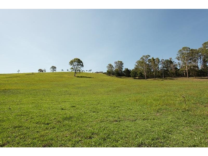 40 Ash Road, Canina QLD 4570