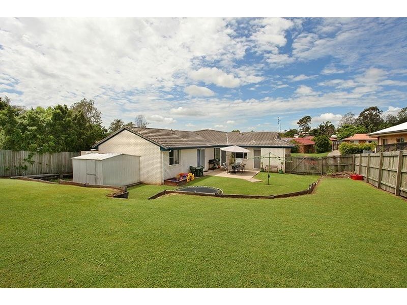 4 Fossickers Court, Southside QLD 4570