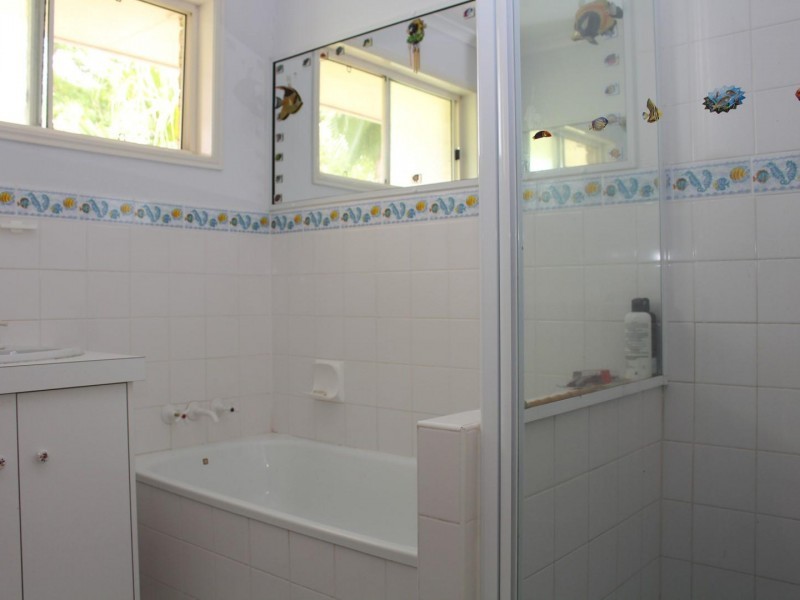 30 Green Trees Road, Pie Creek QLD 4570