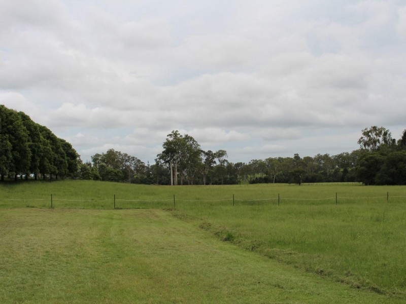 30 Green Trees Road, Pie Creek QLD 4570