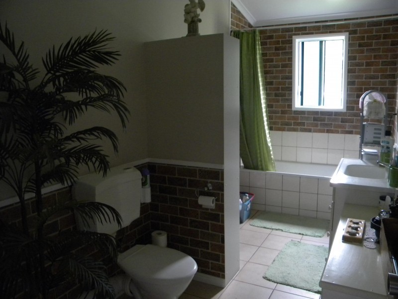 407 Arborfive Rd, Glenwood QLD 4570