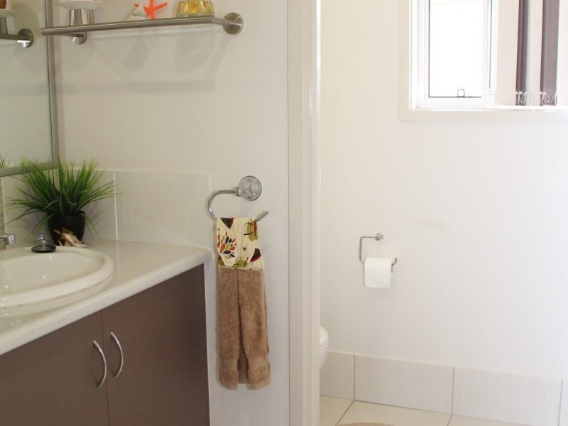 32 Willow Grove Road, Southside QLD 4570