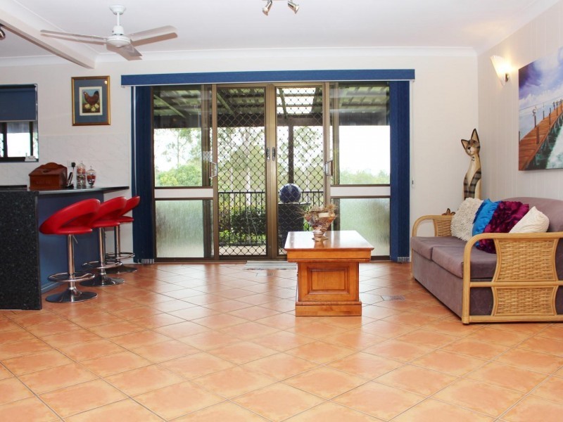 12 Groves Road, Araluen QLD 4570