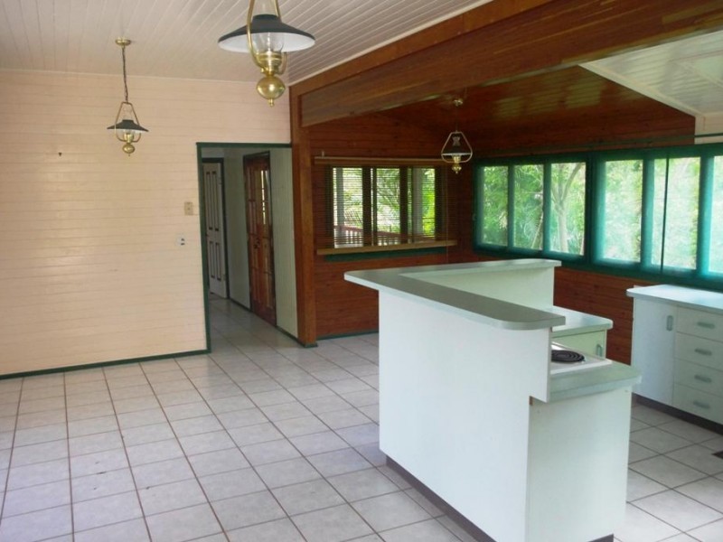 258 Chinamans Creek Road, Tuchekoi QLD 4570