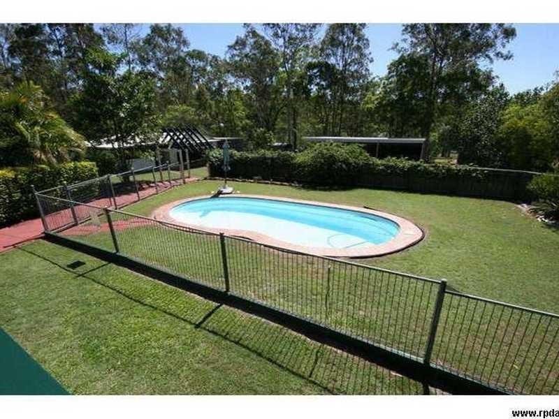 23  Cliff Jones Rd, Curra QLD 4570
