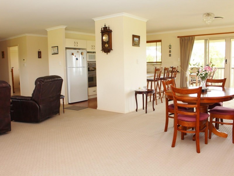 91 Exhibition Road, Southside QLD 4570