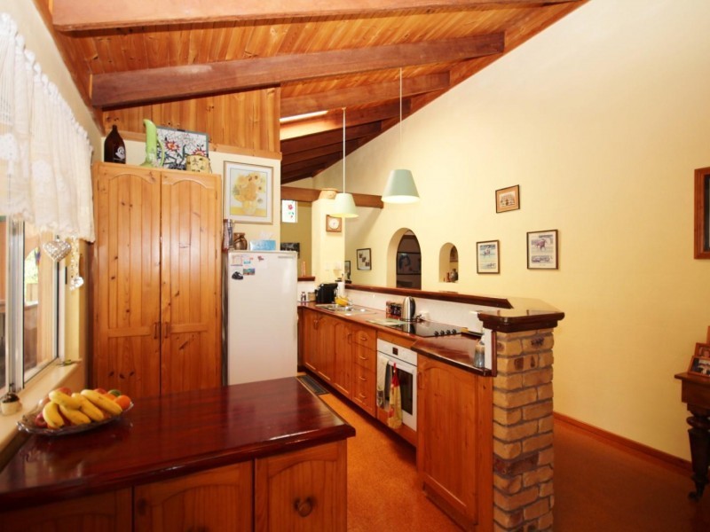 155 Thomas Rd, Curra QLD 4570