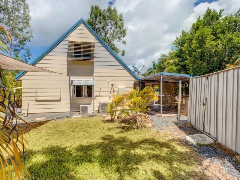 8 Gene Court, Victory Heights QLD 4570