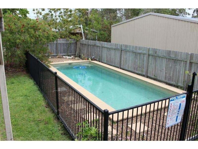 176 Queen Elizabeth Drive, Cooloola Cove QLD 4580