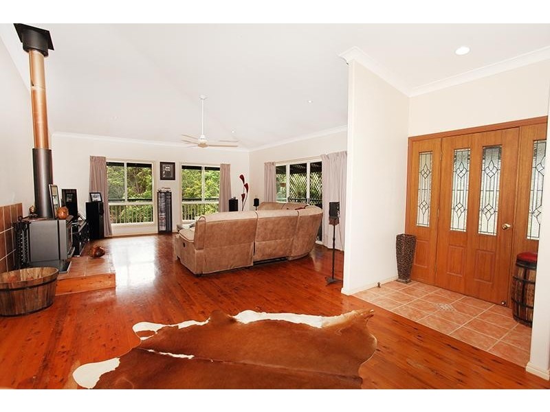 483 Coles Creek Road, Cooran QLD 4569