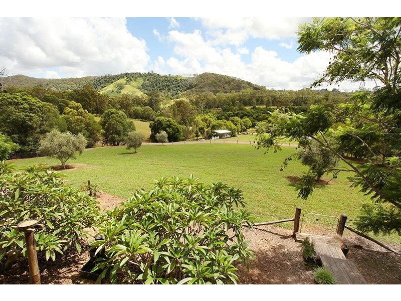 483 Coles Creek Road, Cooran QLD 4569