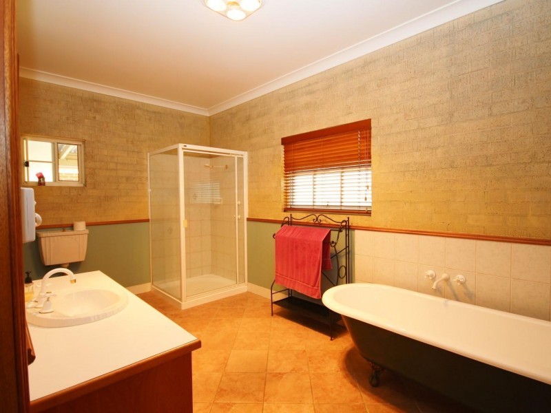 47 Irvine Road, Chatsworth QLD 4570