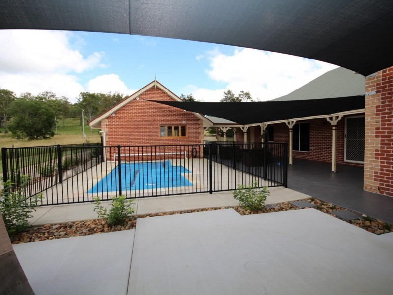 47 Irvine Road, Chatsworth QLD 4570