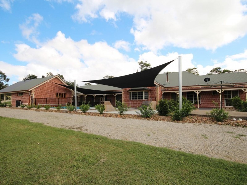47 Irvine Road, Chatsworth QLD 4570