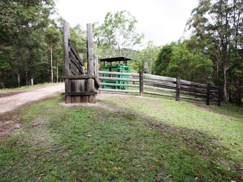 133 Sunshine Road, Wolvi QLD 4570