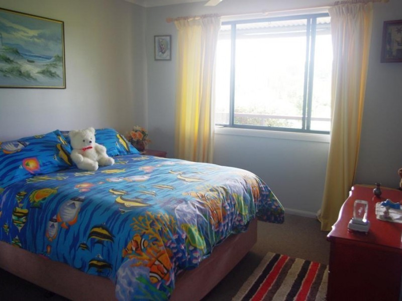 76 Chamberlain Street, Woolooga QLD 4570