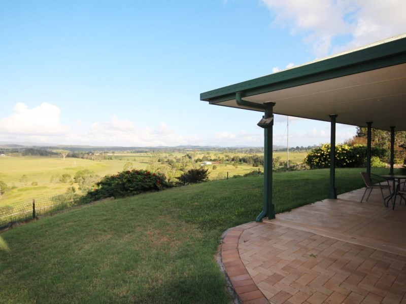 124  Kiaka Road, Lagoon Pocket QLD 4570