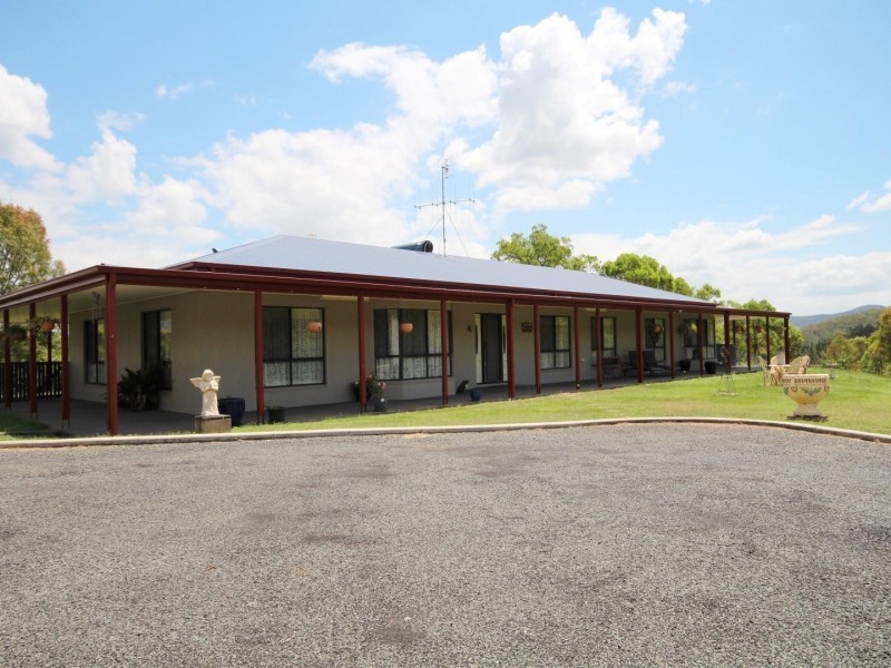 16 Conway Court, Glastonbury QLD 4570