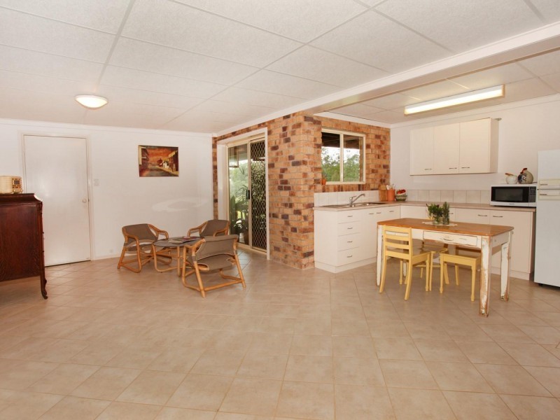 20 Mataranka Road, Veteran QLD 4570